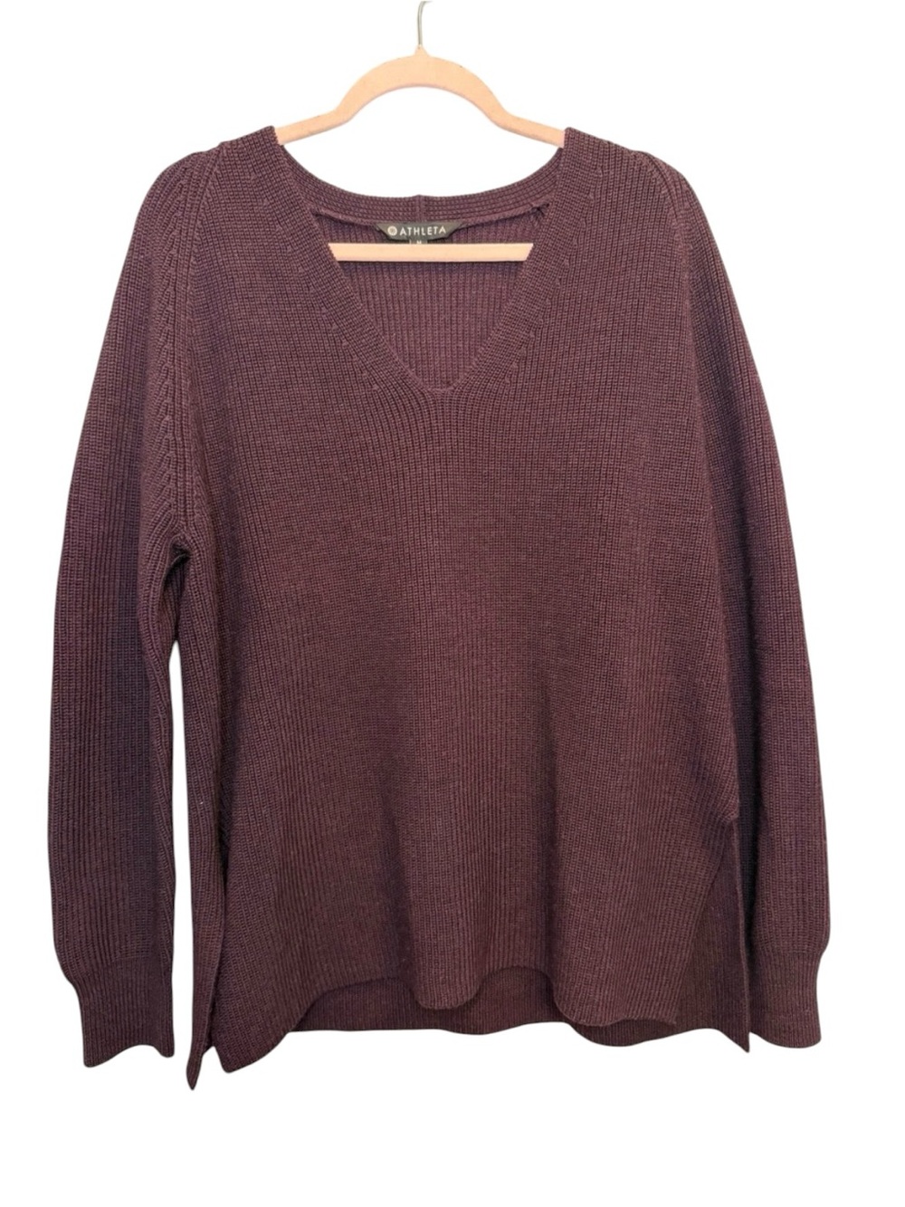 Athleta Ribbed Switchback V Neck Pullover Sweater Burgundy Eggplant Wool Blend M